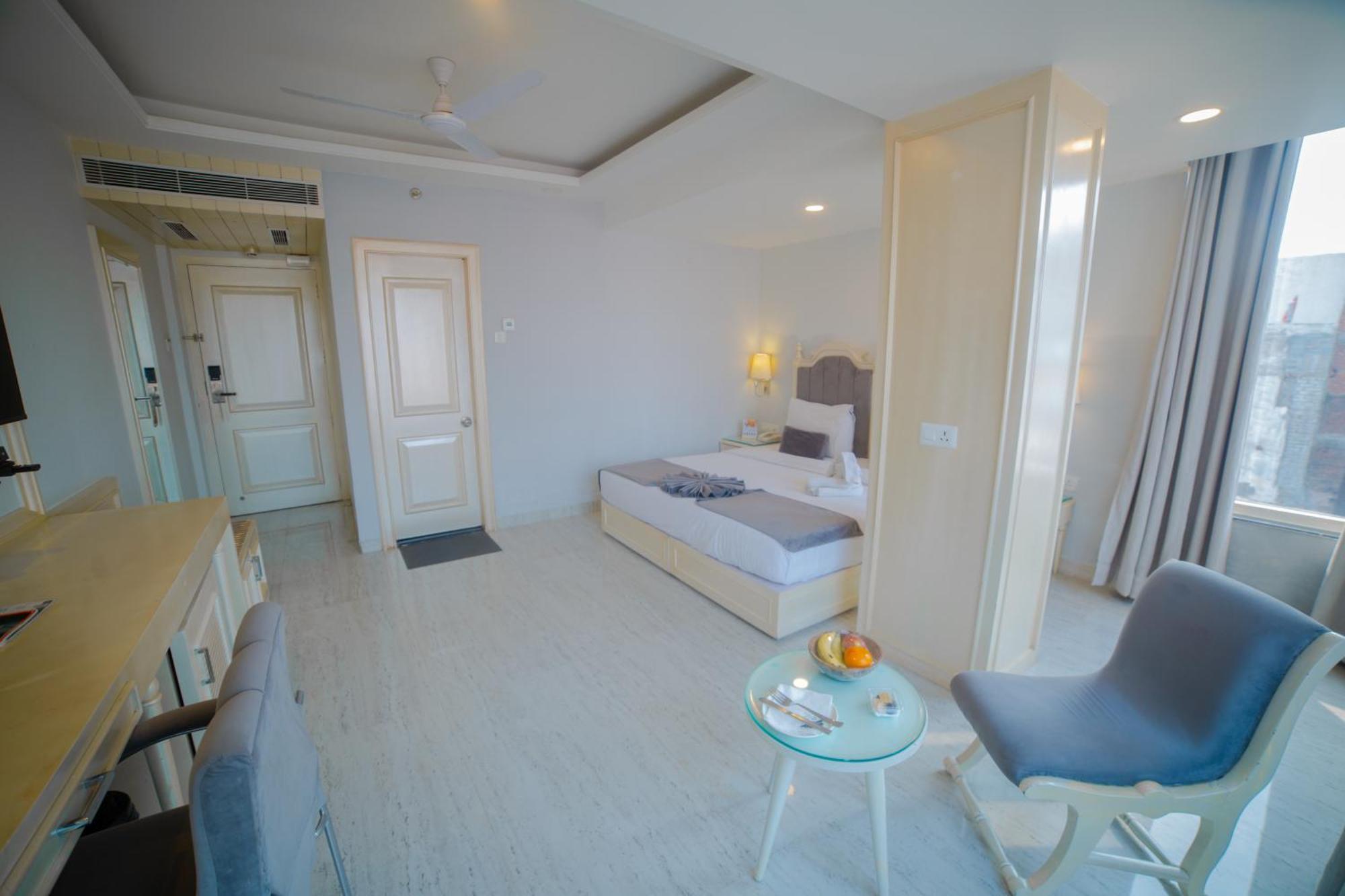 Pearl Courtyard Varanasi